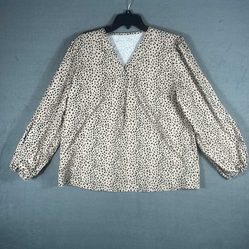 Womens Blouse XL Tan Black Leopard Print Regular Fit Long Sleeve V-Neck